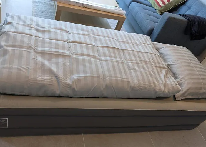 Newly Built, Bright Apartment